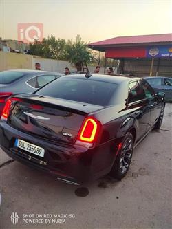 كرايسلر 300